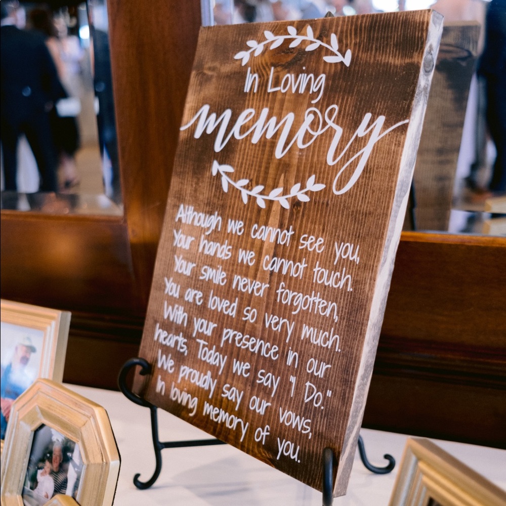 Memory Sign
